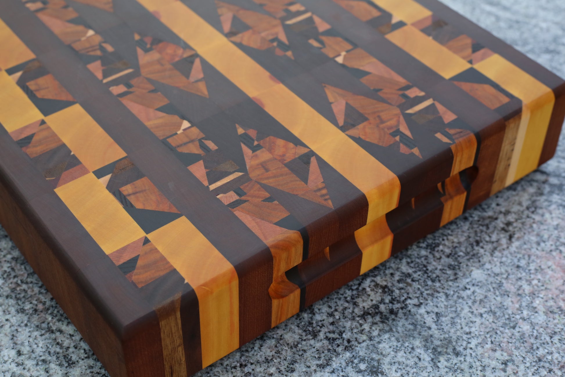 The Puesta del Sol Cutting Board