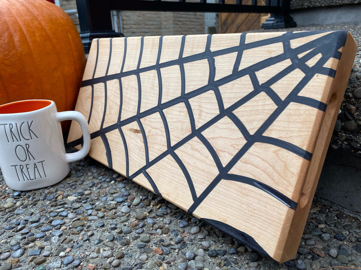 Spider Web Face Grain Cutting Board